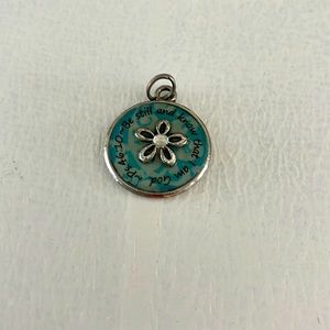 Be Still Know That I'm God Pendant-silver